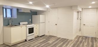 226 Ashworth Avenue #Lower - Photo 1 of 1