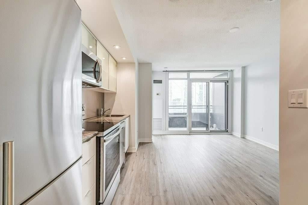 25 Telegram Mews #2016