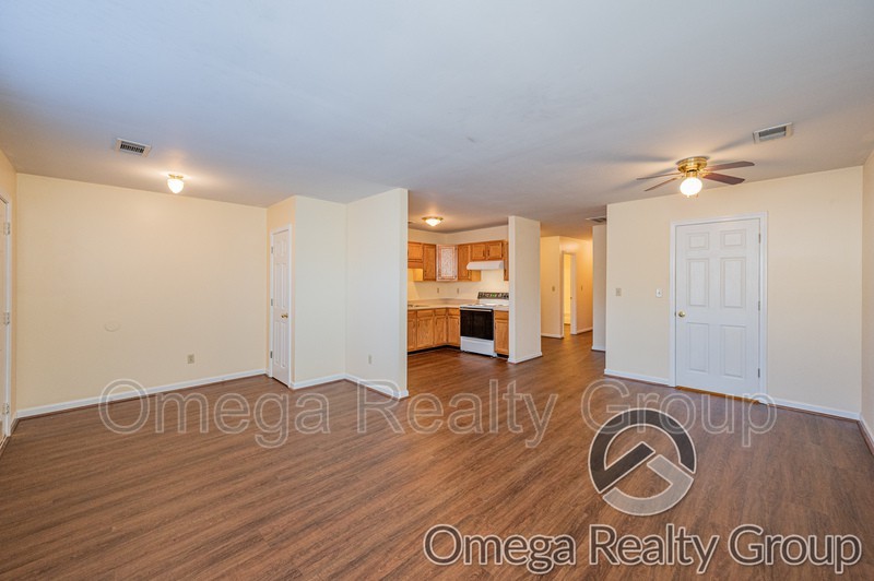 484 Grey Hill Rd #31 - Photo 5 of 22
