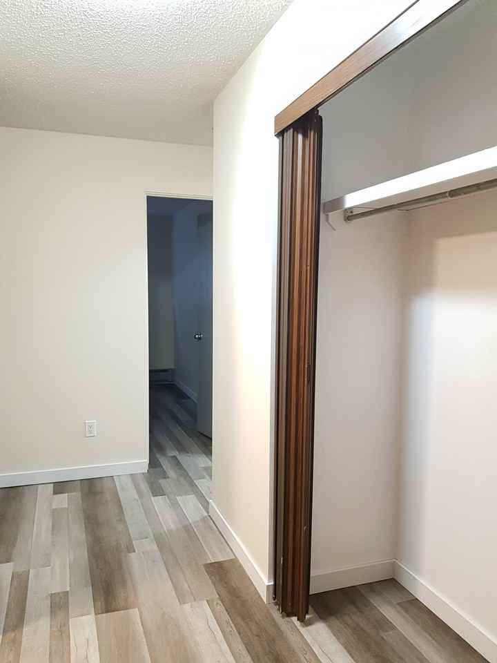 5604 50 Avenue #101 - Photo 3 of 20