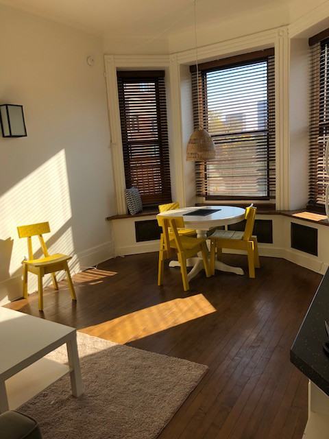 405 Rue Prince Arthur Ouest #17 - Photo 2 of 14