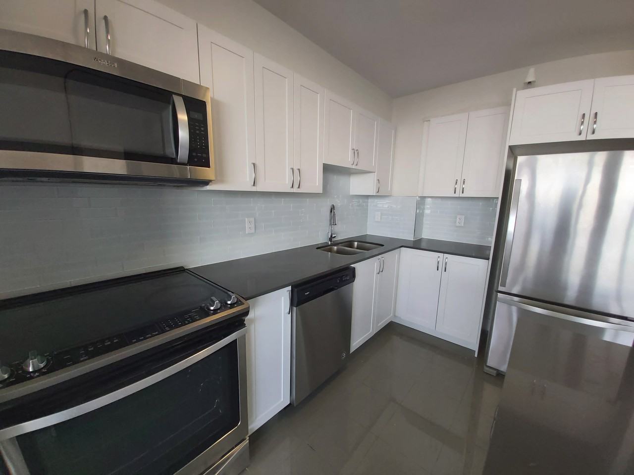 1465 Lawrence Ave W - Photo 2 of 18