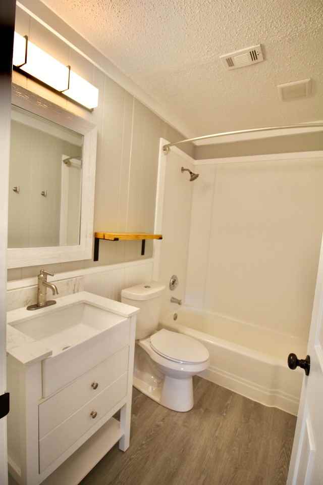 4002 Knight Rd Sw #4002B - Photo 5 of 28
