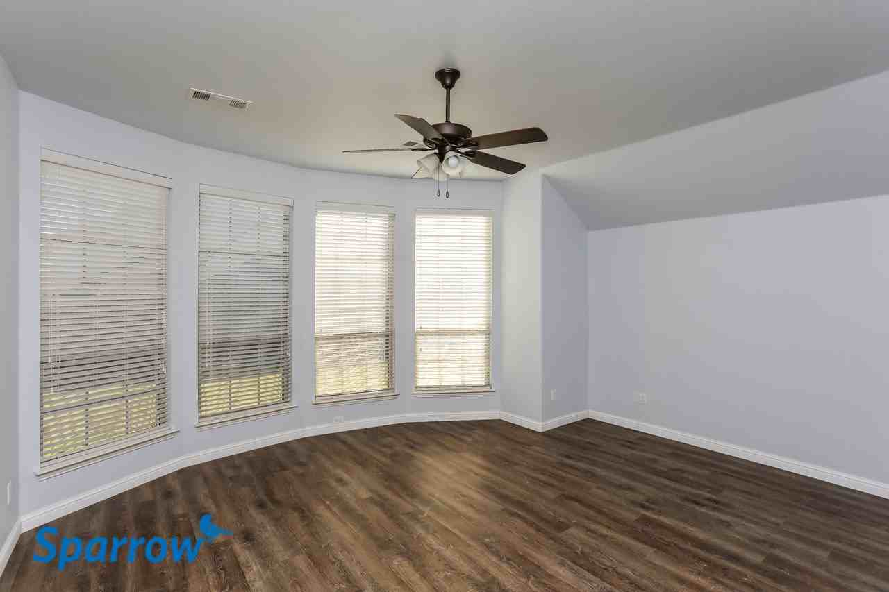 7044 Miramar - Photo 3 of 15