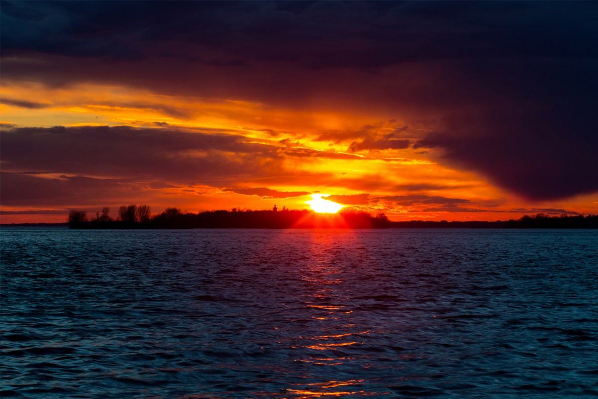 Carrefour Dorval Apartments 455, avenue Racine, Dorval, QC H9S 3K8