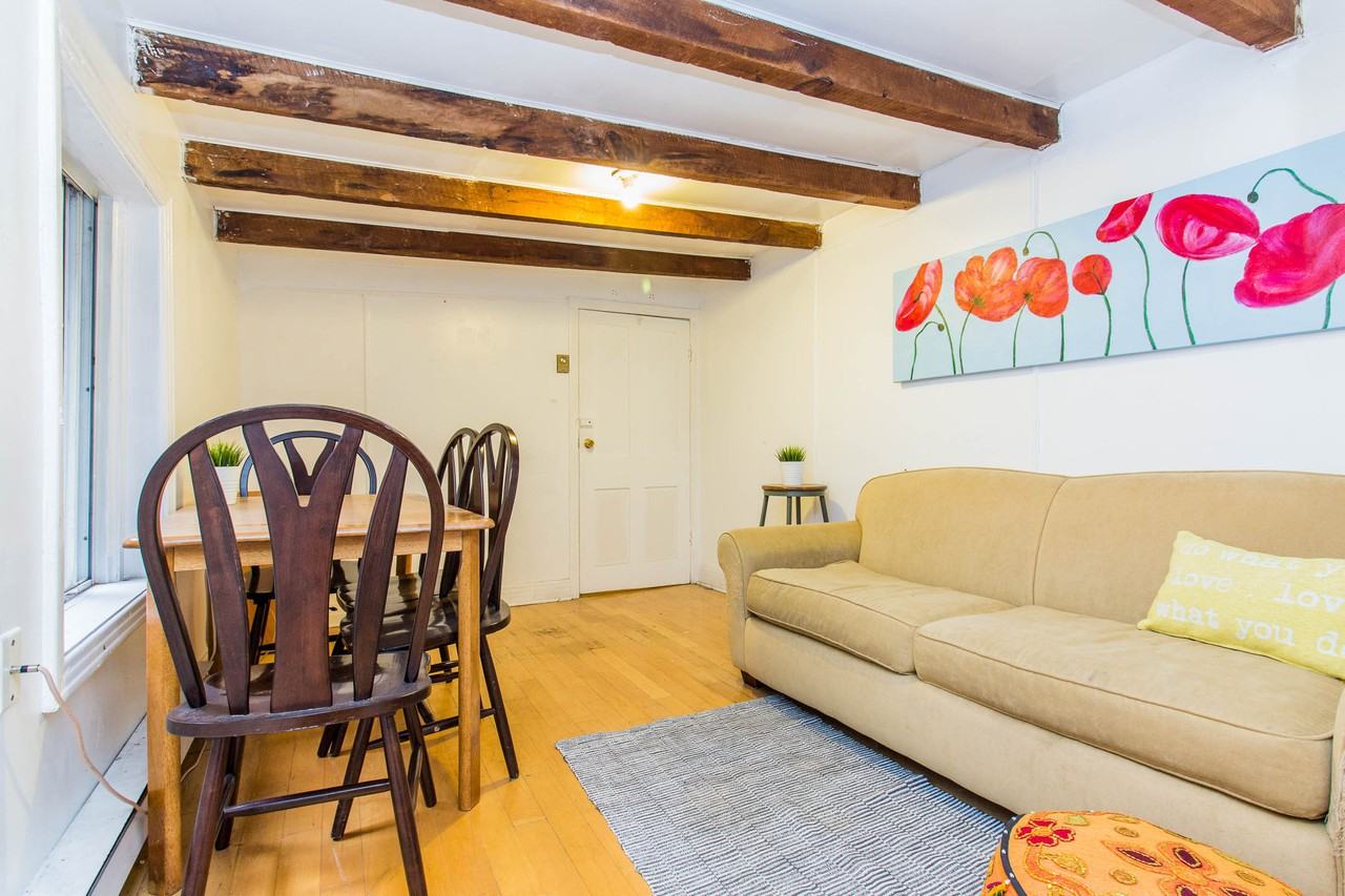 532 Rue Prince Arthur Ouest - Photo 2 of 9