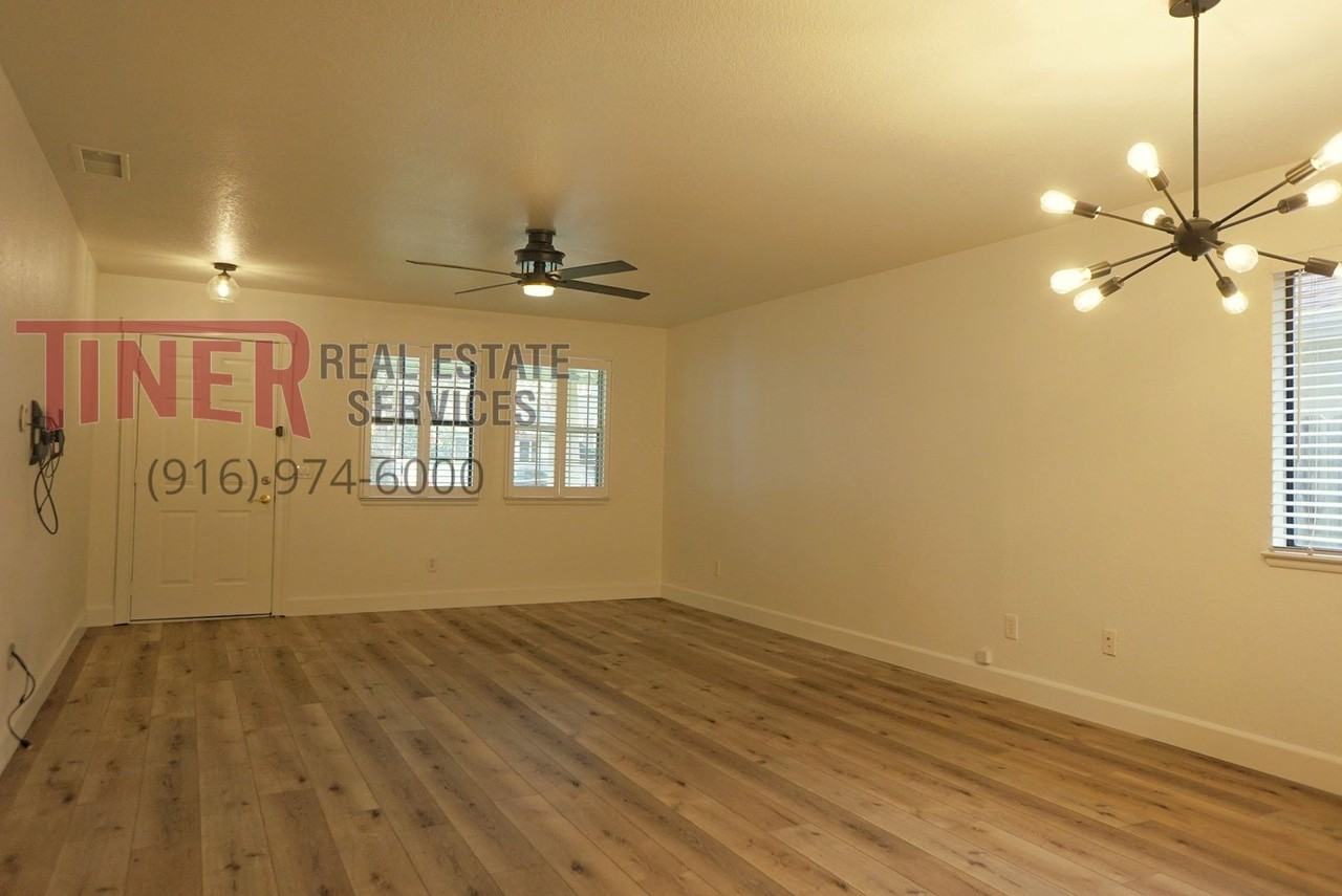 3727 Bigler Way - Photo 2 of 23