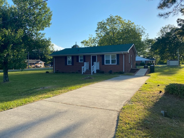 301 Minshall Dr - Photo 2 of 8