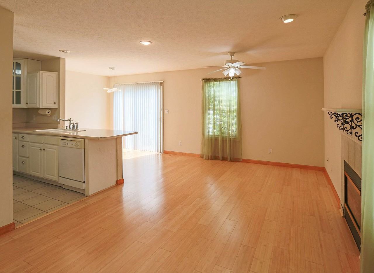 2623 E Oaklawn Ct #0 - Photo 4 of 20