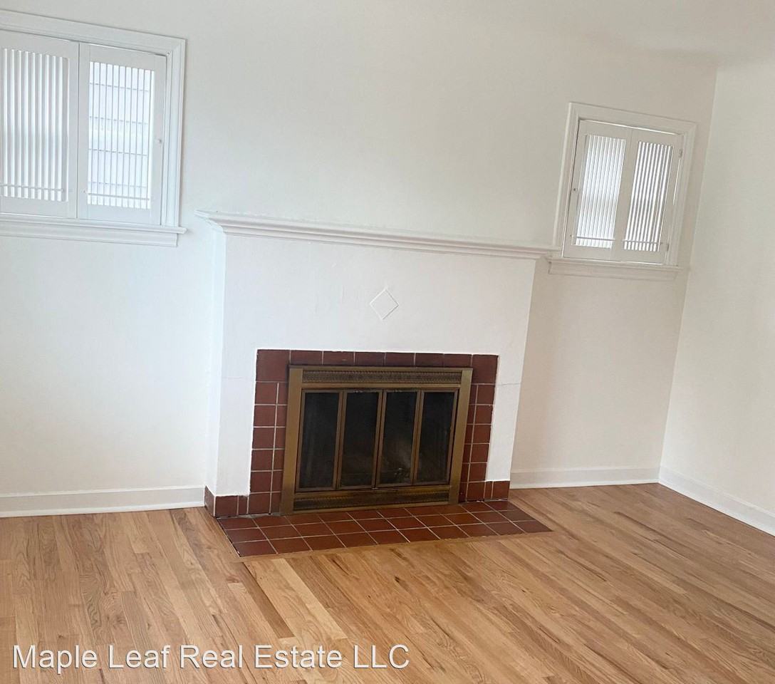 1648 Ne 86th St - Photo 2 of 19