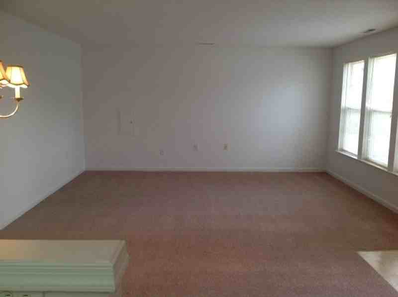 51 Chandler Ct - Photo 2 of 12