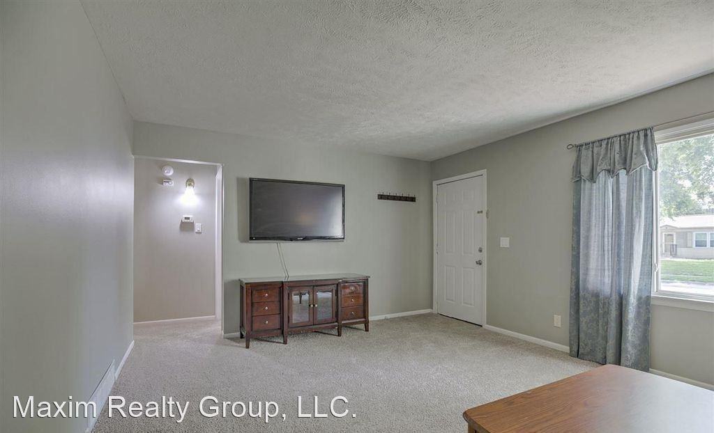 7002 Emiline St - Photo 2 of 14