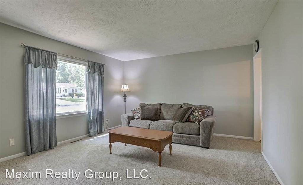 7002 Emiline St - Photo 3 of 14