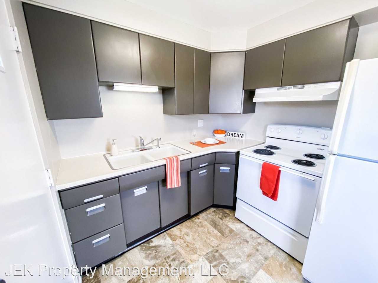 2217 Fish Hatchery Rd Apartments in Burr Oaks, Madison, WI 53713 Zumper