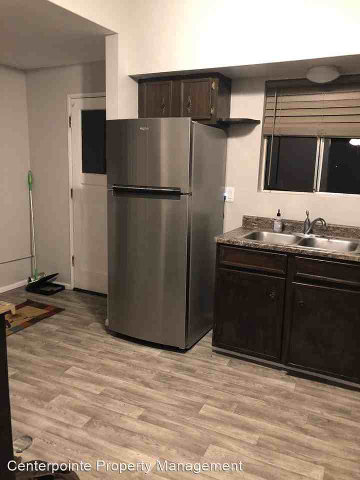 368 E Dean Ave - Photo 2 of 5