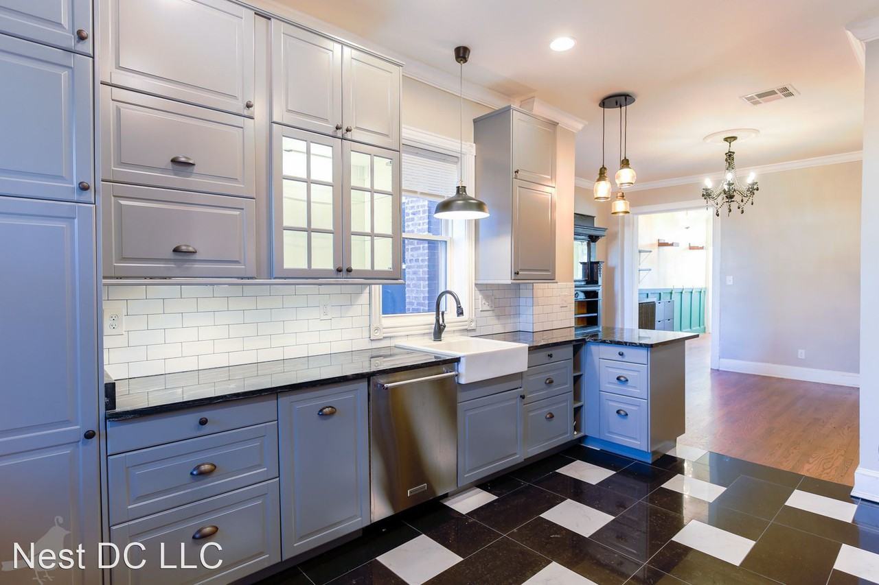3119 11th St NW - Photo 3 of 50