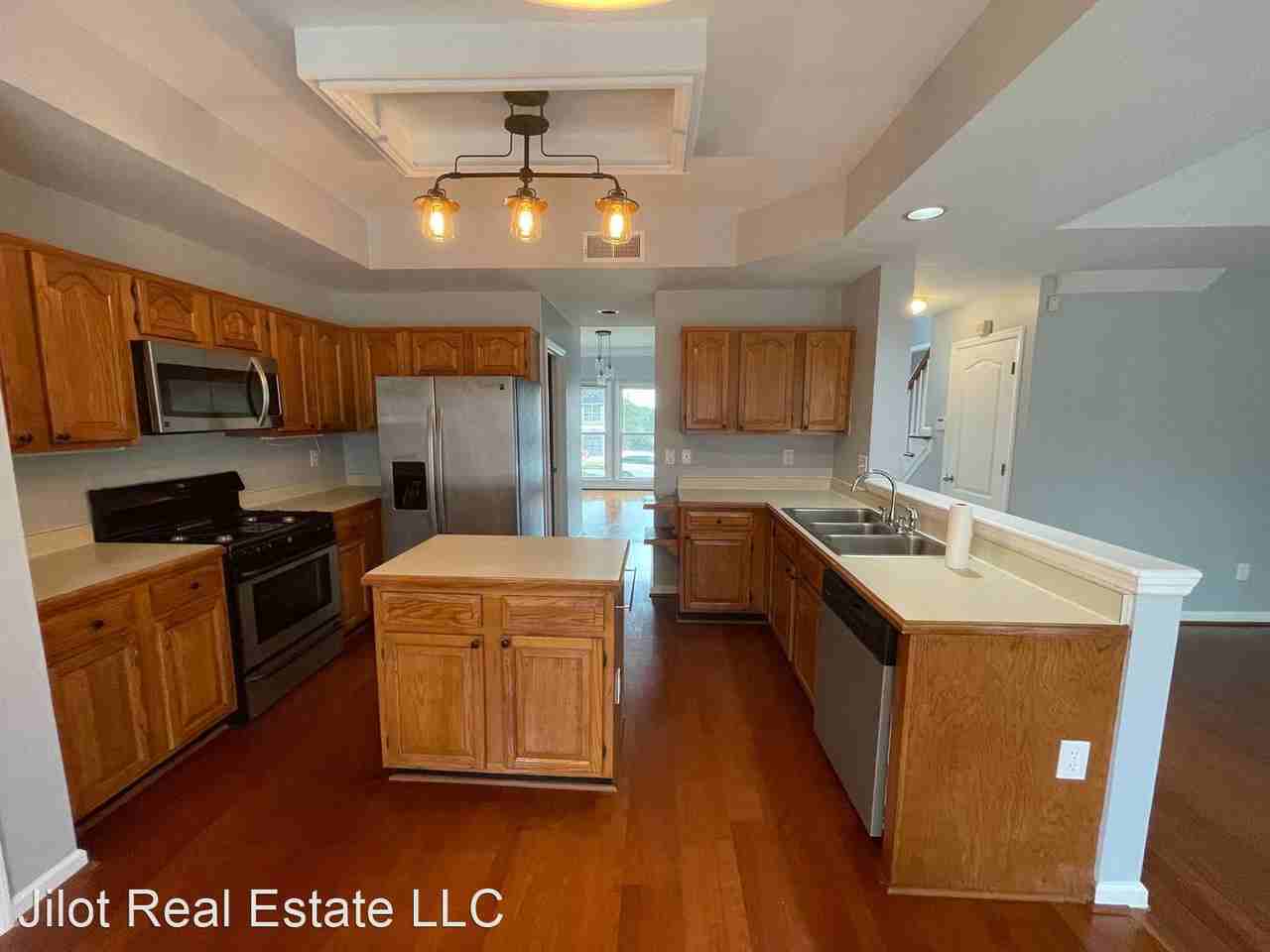 483 Mountain Oaks Pkwy - Photo 3 of 21