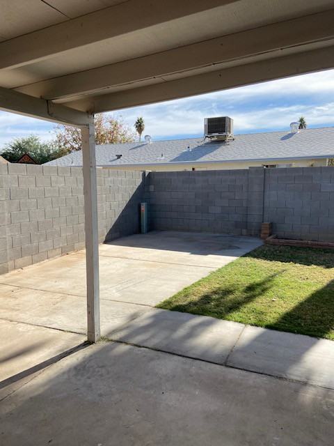 4633 W Sunnyslope Ln - Photo 3 of 17