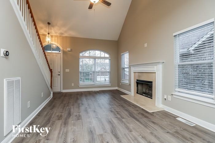 6845 Bridgewater Dr - Photo 3 of 15