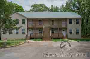 featured image of 1180 Aquarius Dr