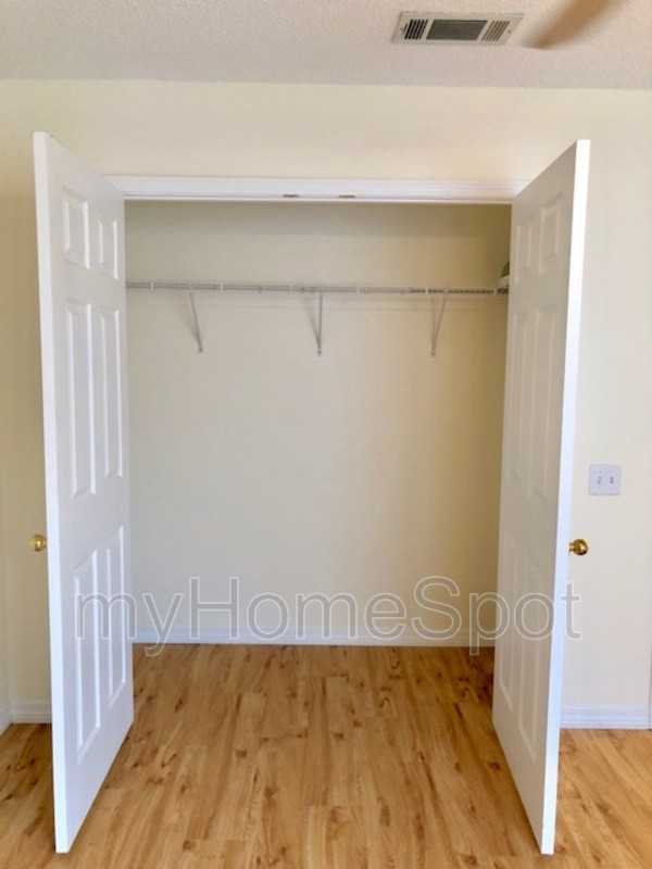 9704 Cobblebrook Dr - Photo 6 of 13