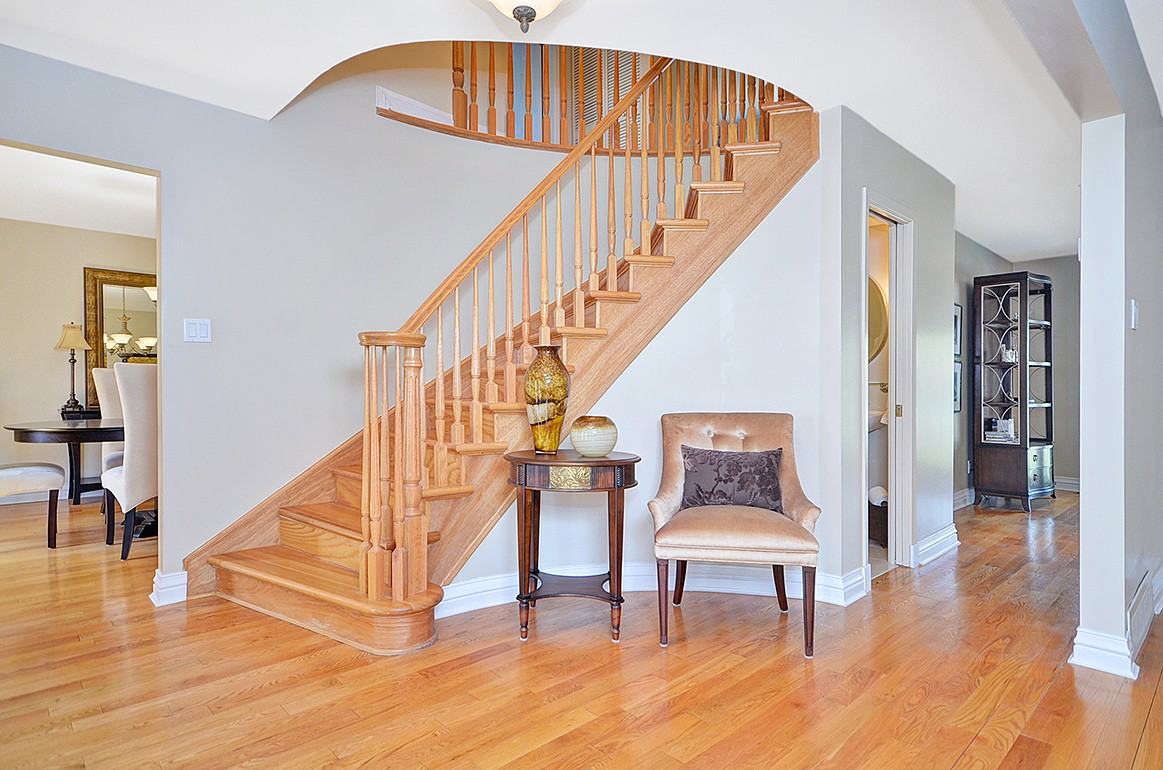 3539 Paul Anka Drive - Photo 2 of 21