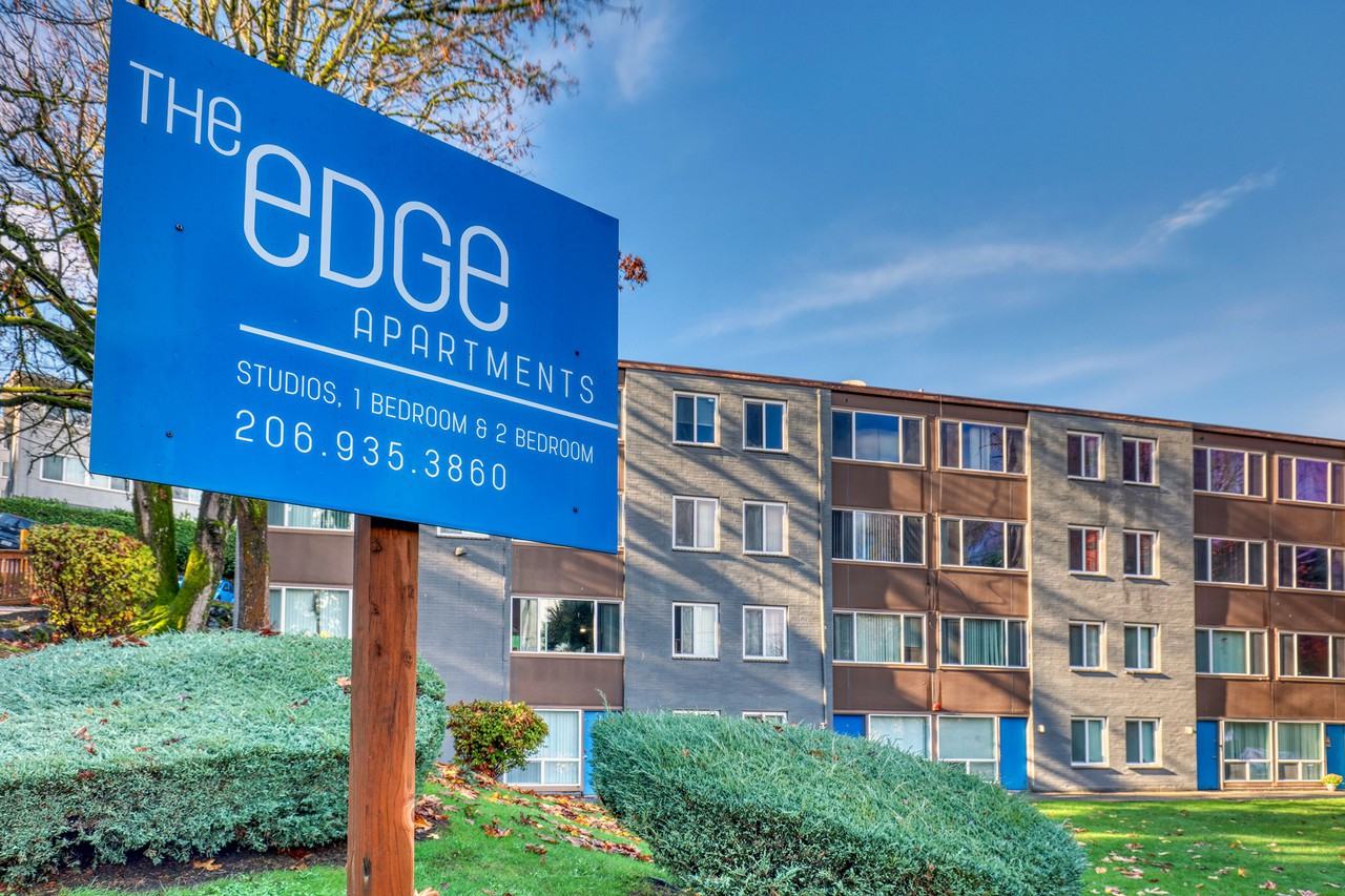 The Edge - Photo 2 of 83