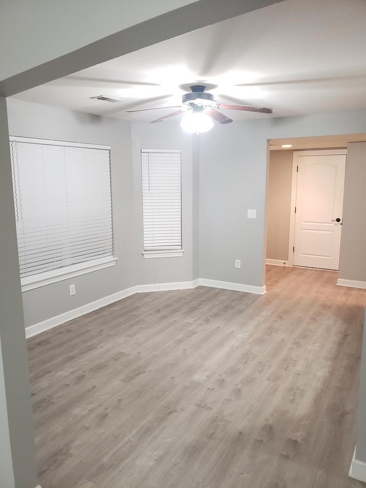 16454 Blair St #16454 - Photo 3 of 10