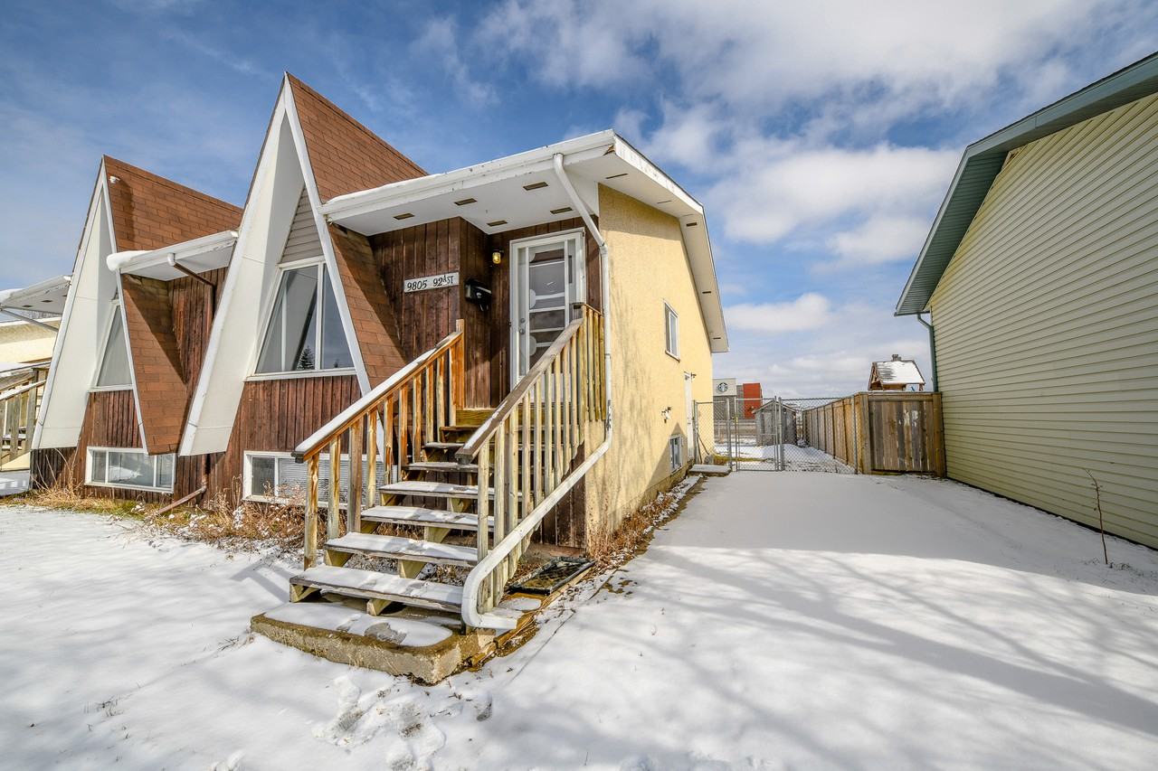 9805 92a St #9805-92AST - Photo 2 of 18