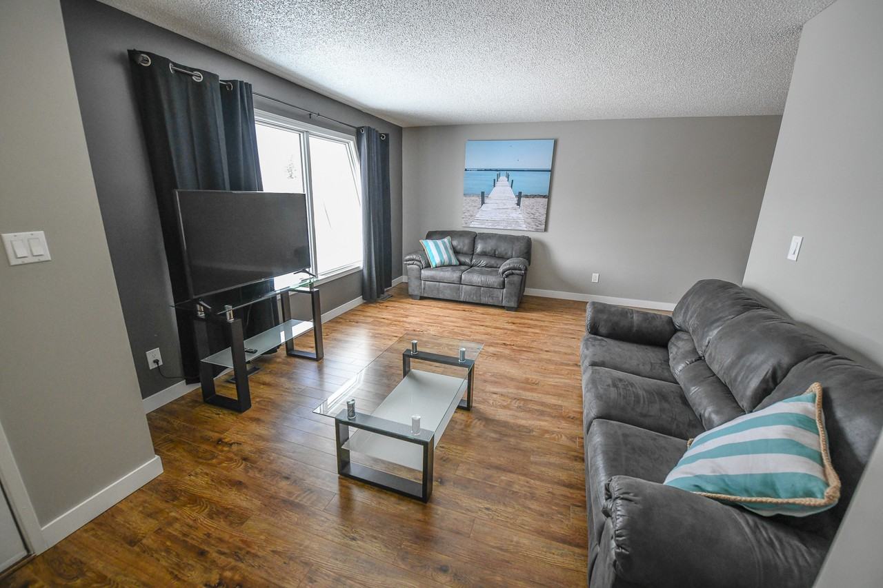 9805 92a St #9805-92AST - Photo 5 of 18