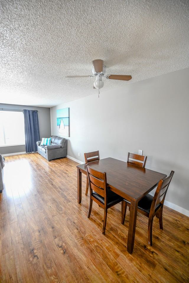 9805 92a St #9805-92AST - Photo 7 of 18