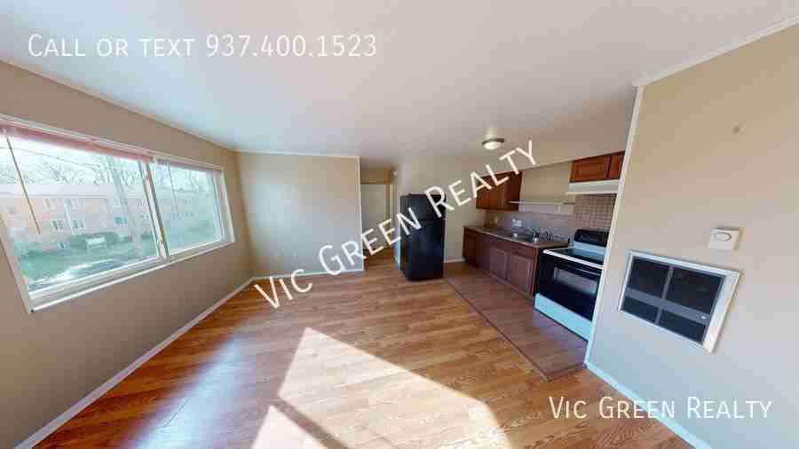 303 Superior Ave #21