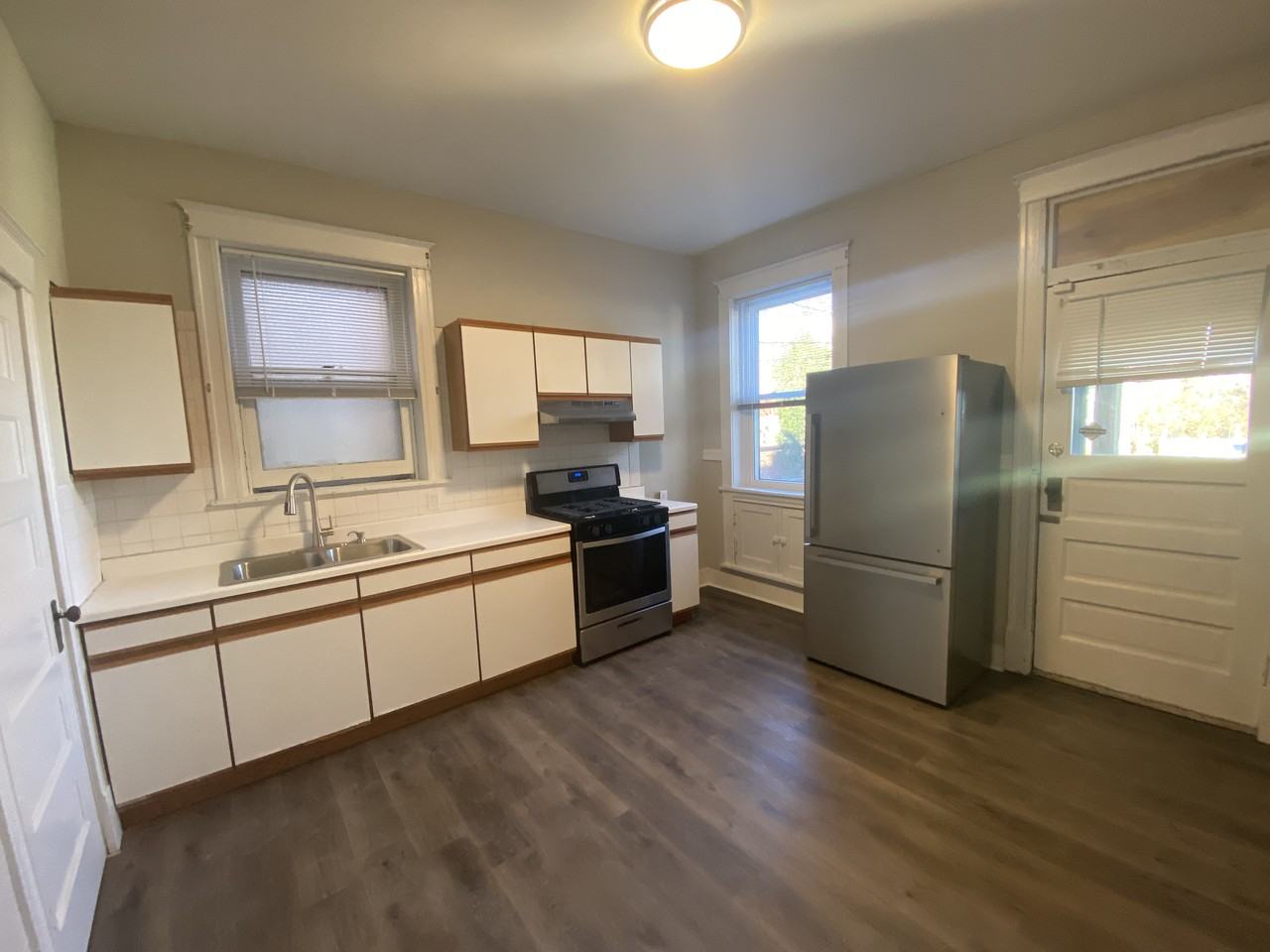 6027 McPherson Avenue #1st Floor - Photo 2 of 12