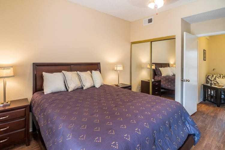 10902 Gulf Freeway #2117 - Photo 3 of 5