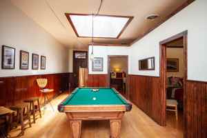 featured image of 119 S Main St