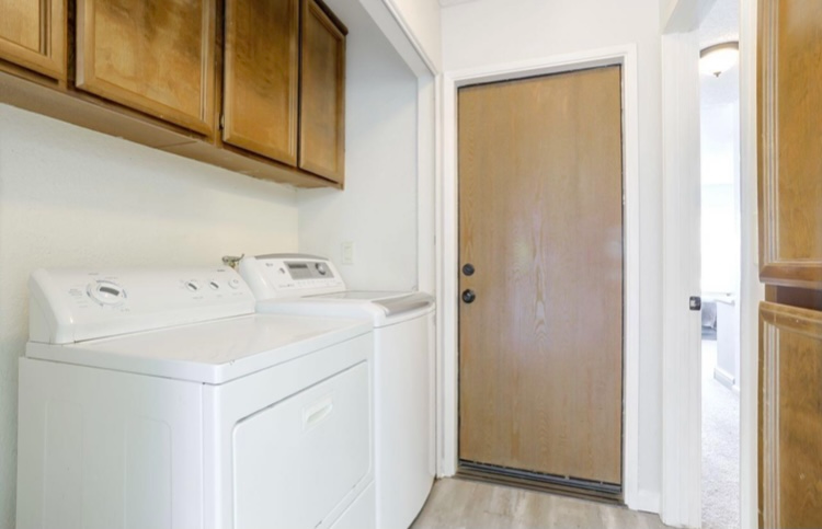 1154 Ravine View Dr - Photo 3 of 12