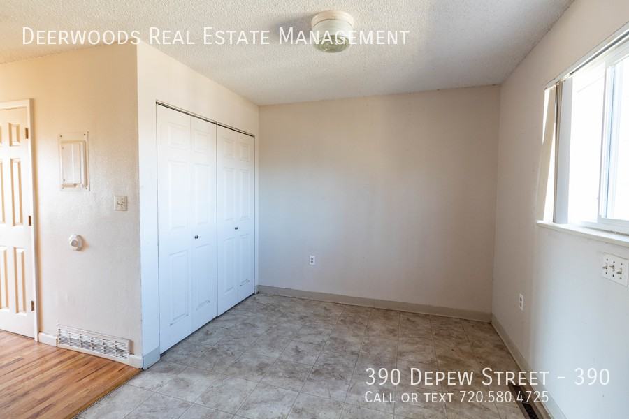 390 Depew St #390 - Photo 2 of 23