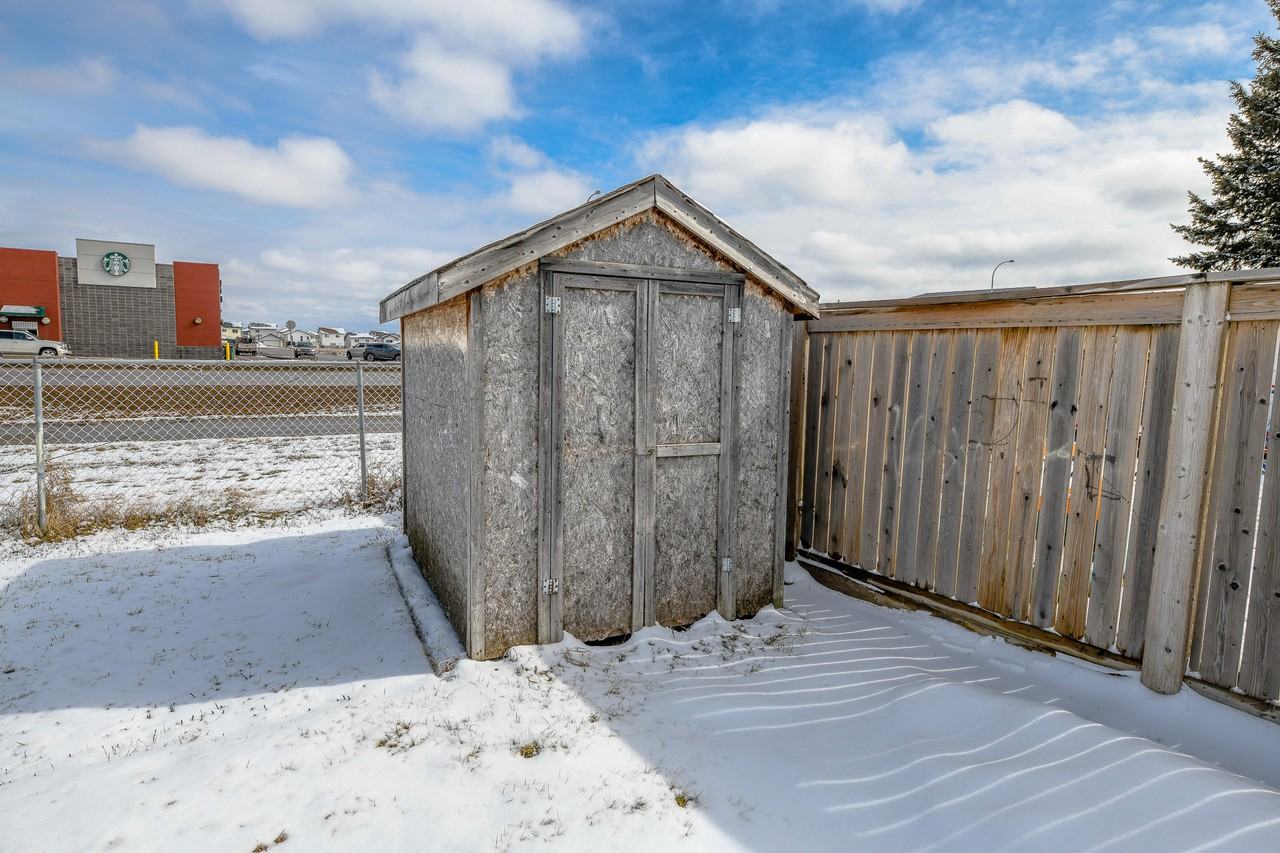 9805 92a St #9805-92AST - Photo 4 of 18