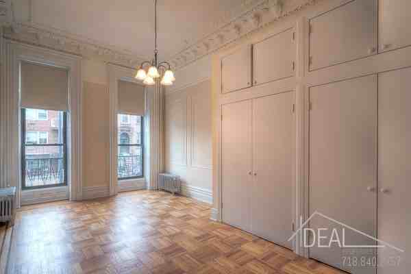 211 Union St 1 - Photo 2 of 5