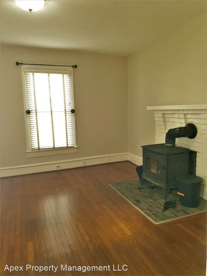 914 Gratz St - Photo 2 of 14