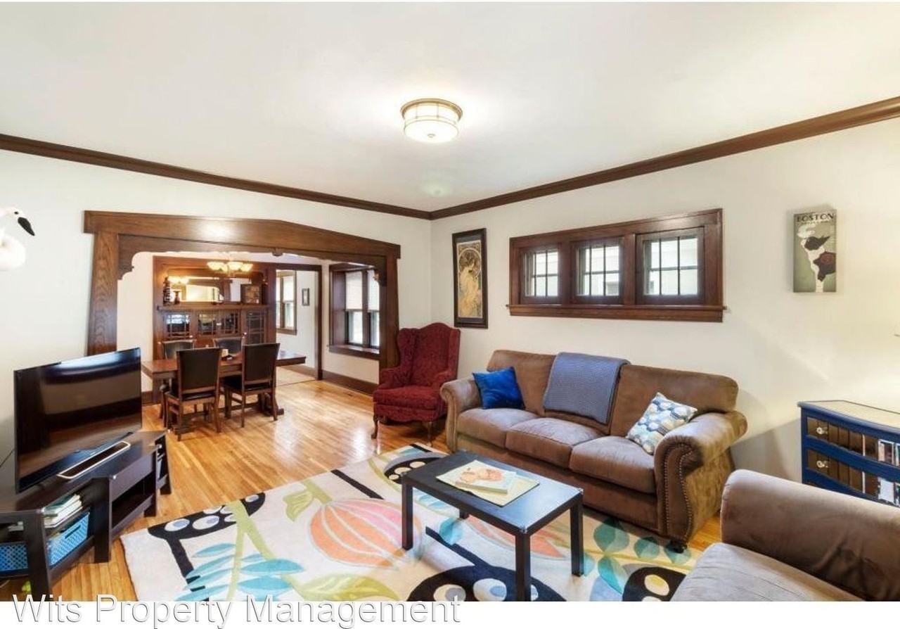 3238 Humboldt Ave N - Photo 2 of 21