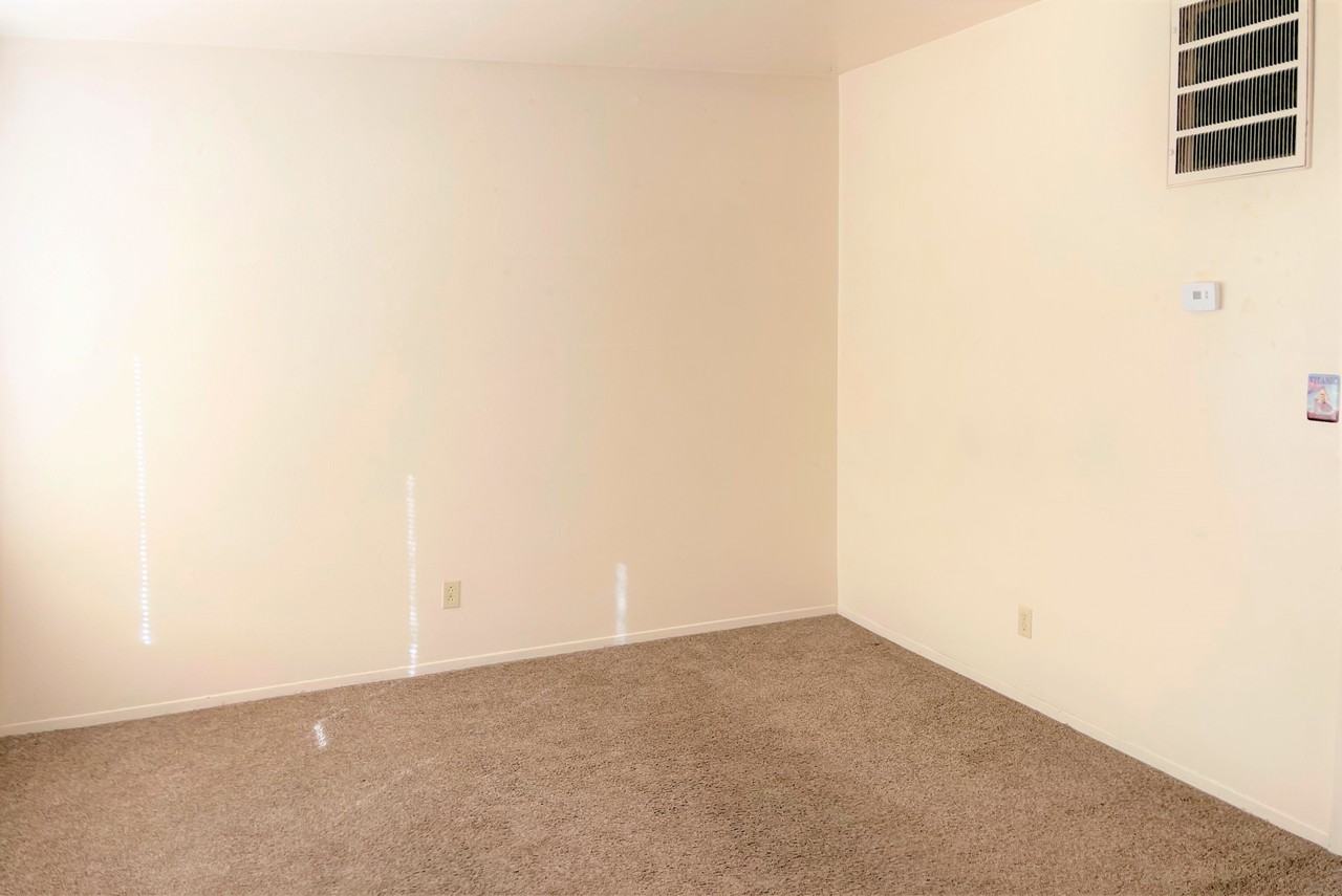 1211 W Apache Trail - Photo 2 of 7