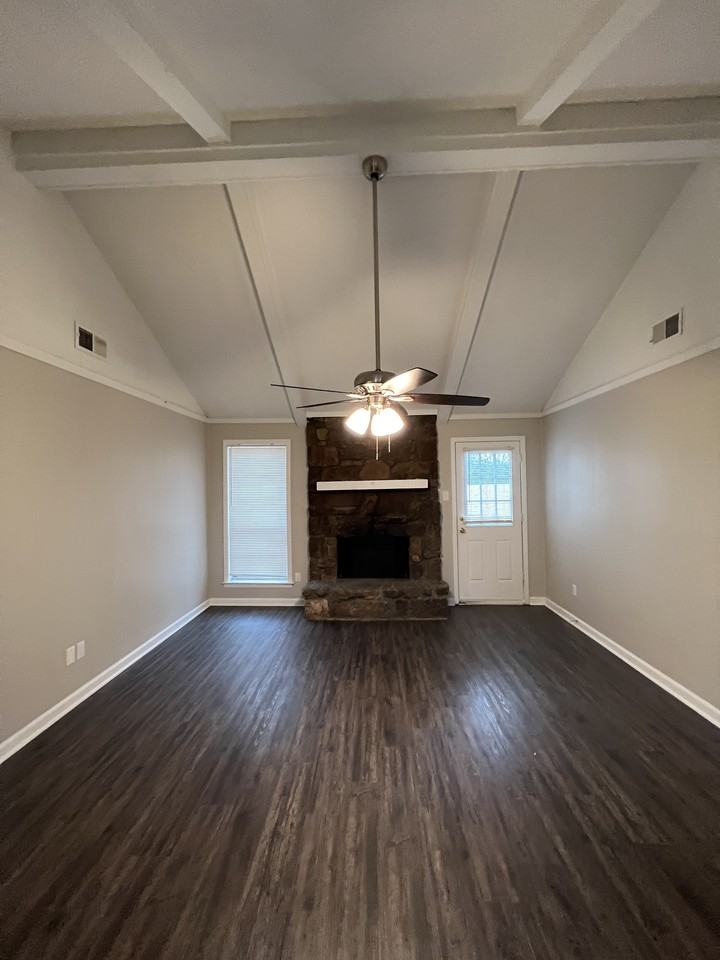 7144 Tulip Trail Dr - Photo 3 of 17