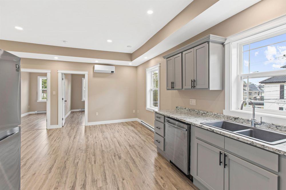 48 Enterprise St - Photo 2 of 11