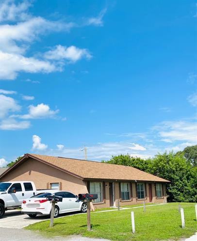 946 Buccaneer Drive - Photo 2 of 2