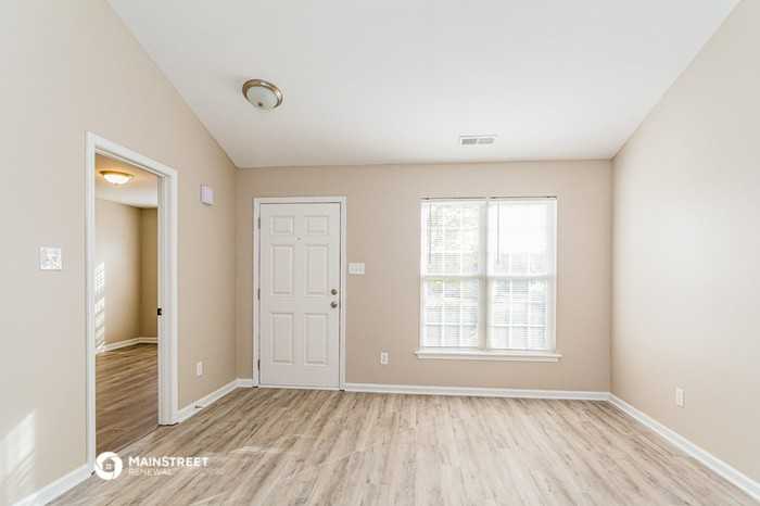 2067 Covey Ct - Photo 3 of 16