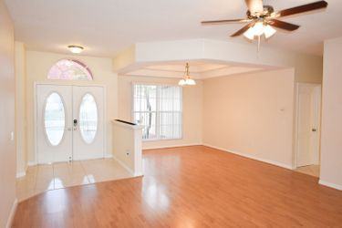 4534 Dumont St - Photo 3 of 12