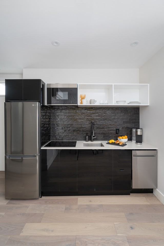 4265 Rue Saint-Denis ##1 — photo 3