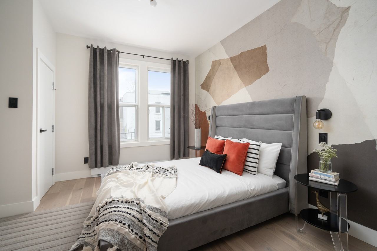 4265 Rue Saint-Denis ##1 — photo 2