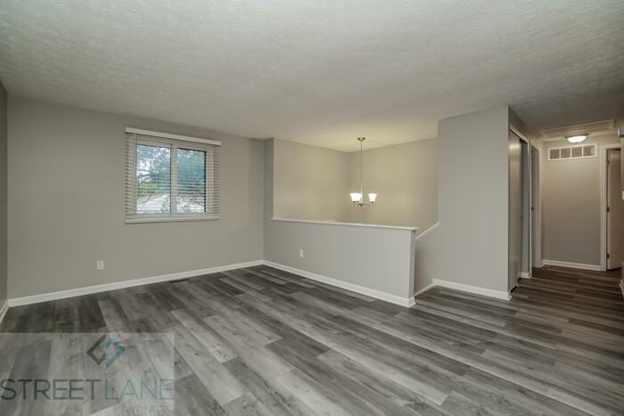 3249 Colony Vista Ln - Photo 2 of 15